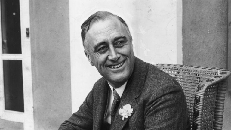Franklin D. Roosevelt: Presiden yang Menghadapi Krisis dan Memimpin Amerika ke Era Baru