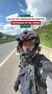 Mengungkap Biaya Izin Motor di Tol Cina