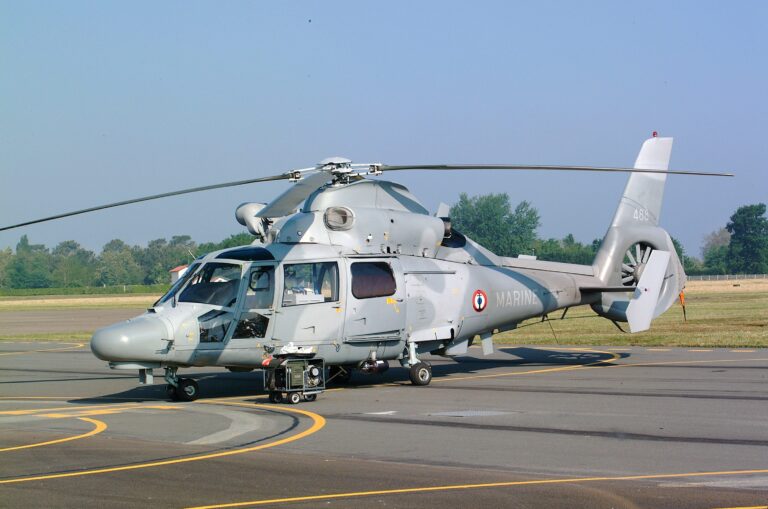 Helikopter Tempur Indonesia AS565 MBe: Kekuatan Udara TNI AL yang Tangguh