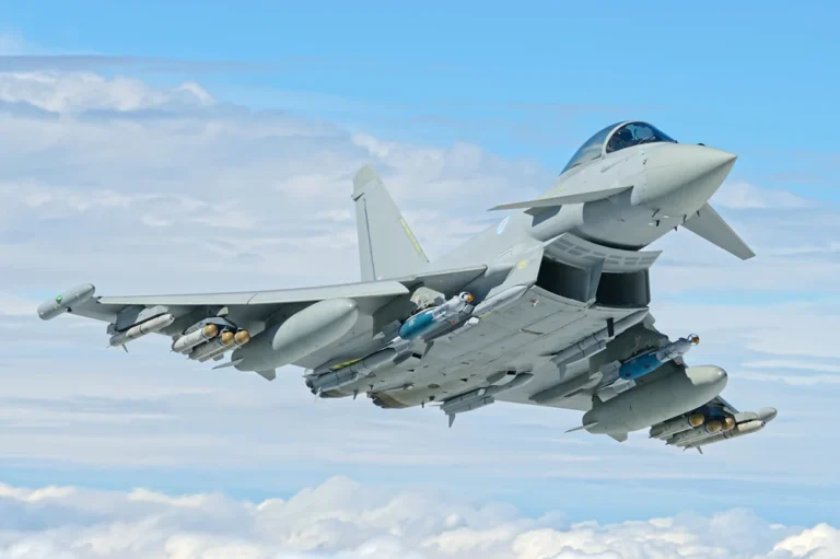 Eurofighter Typhoon: Pesawat Tempur Canggih untuk Keunggulan Udara