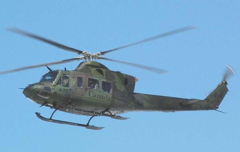 “Helikopter Tempur CH-146 Griffon: Pesawat Tempur Multiguna Canggih”
