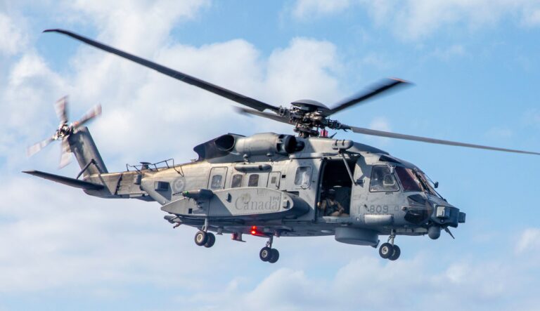 “Helikopter Tempur CH-148 Cyclone: Kepala Angin Baru di Langit”