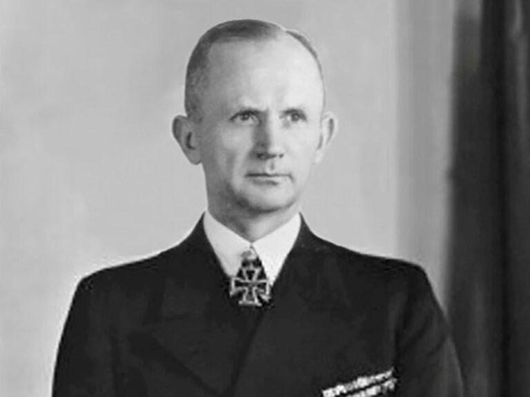 Pemimpin Hebat Karl Dönitz: Peran dan Warisannya dalam Sejarah