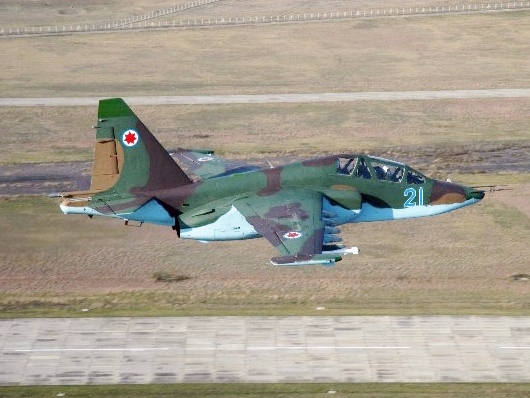 Pesawat Tempur Sukhoi Su-25: Keunggulan dan Kemampu Terbaik