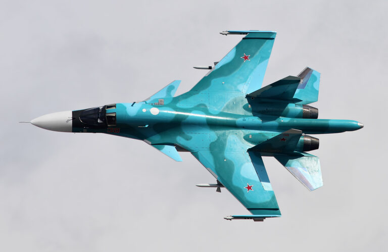 Pesawat Tempur Sukhoi Su-34: Keunggulan dan Performa Terbaik
