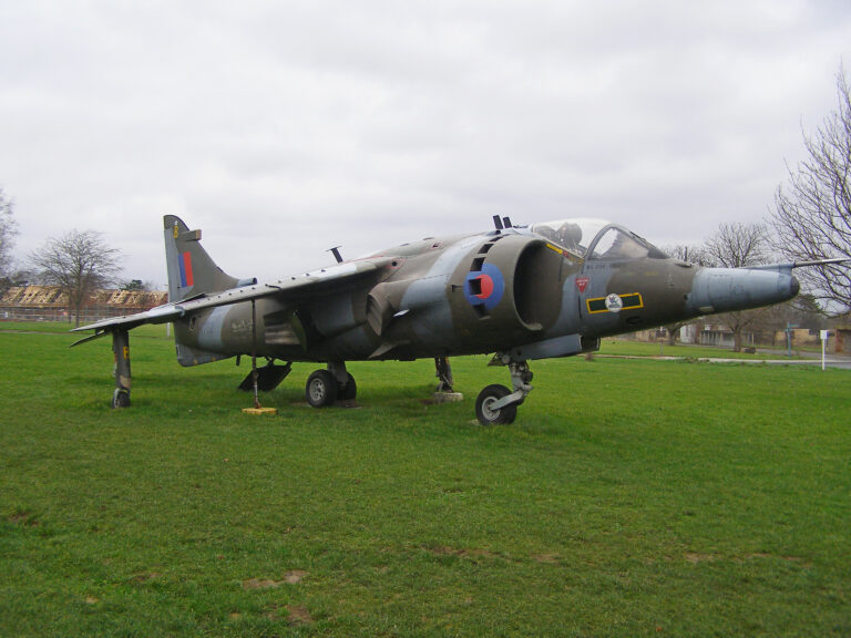 Pesawat Tempur Terbaik: Hawker Siddeley Harrier yang Menonjol