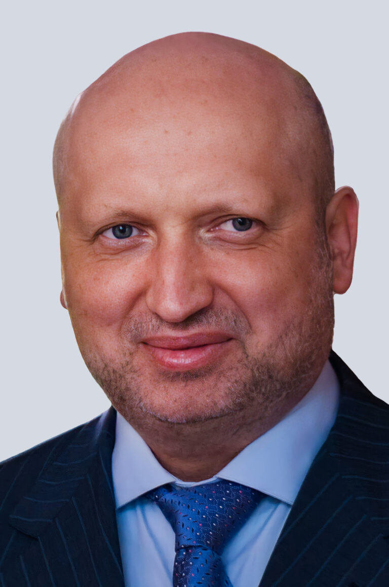 Oleksandr Turchynov: Pemimpin Hebat dan Inspiratif Ukraina
