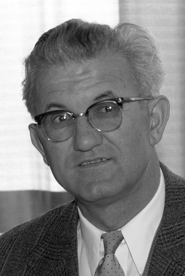 Petar Stambolić: Pemimpin Hebat dan Peran Pentingnya