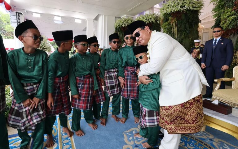 Pemimpin Hebat Floris Adriaan van Hall: Jejak dan Warisnya