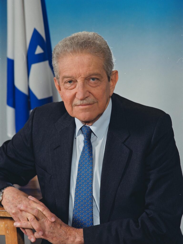 Ezer Weizman: Pemimpin Hebat dan Kontribusinya di Israel