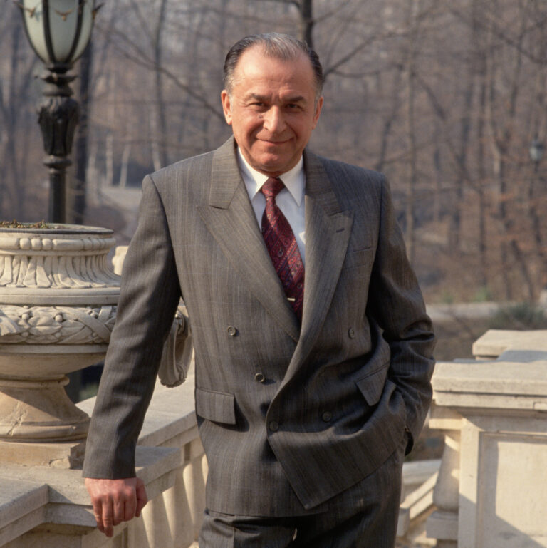Ion Iliescu: Pemimpin Hebat yang Mempengaruhi Sejarah Rumania