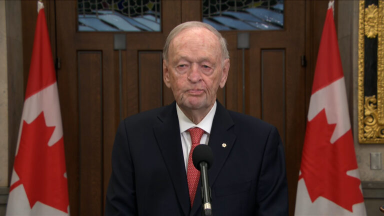 Jean Chrétien: Pemimpin Hebat yang Mempengaruhi Kanada