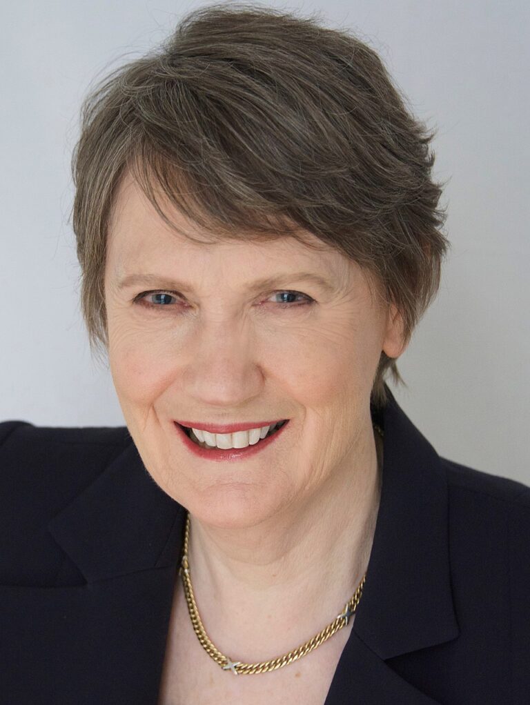 Helen Clark: Pemimpin Hebat yang Menginspirasi Dunia