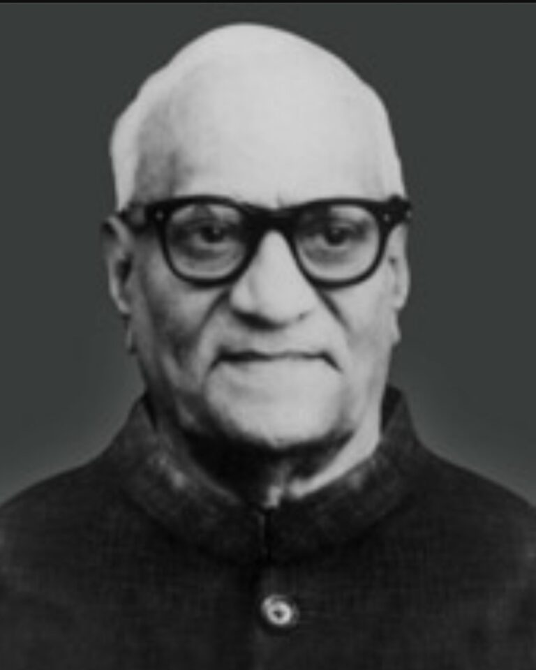 Pemimpin Hebat VV Giri: Jejak Kepemimpinan yang Inspiratif